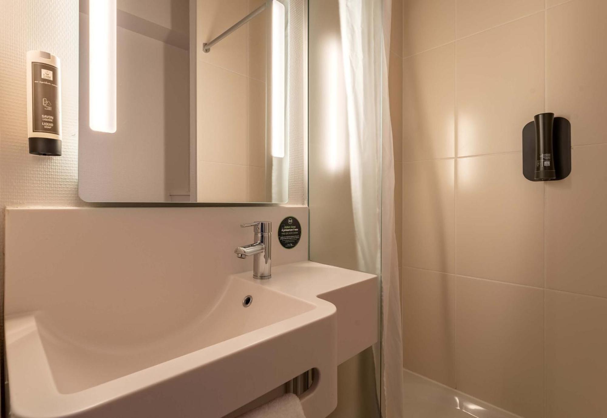 B&B Hotel Évreux מראה חיצוני תמונה