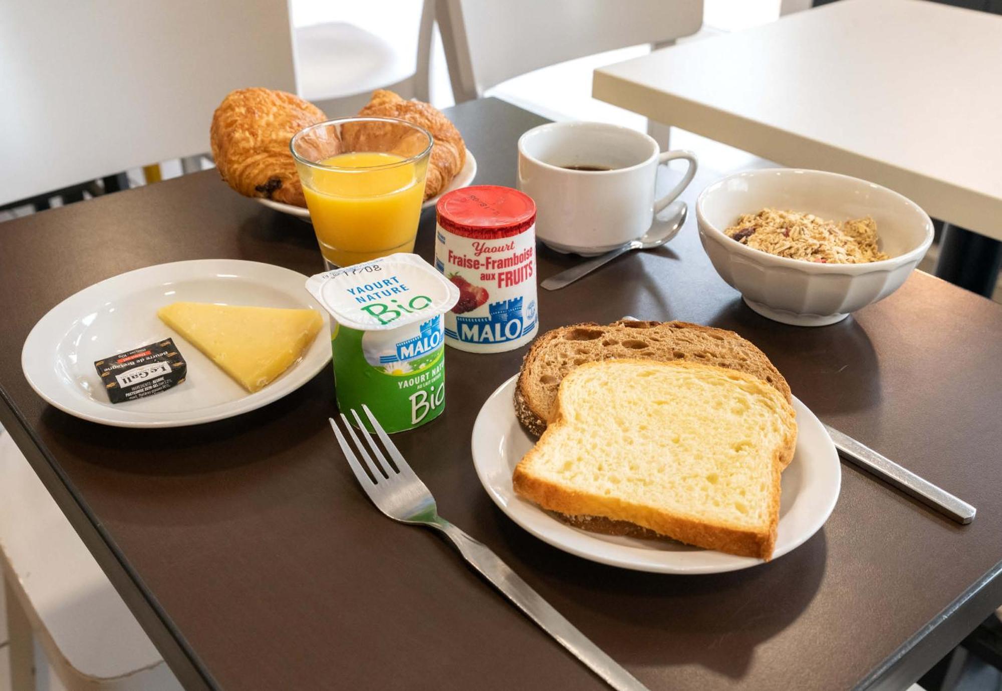 B&B Hotel Évreux מראה חיצוני תמונה