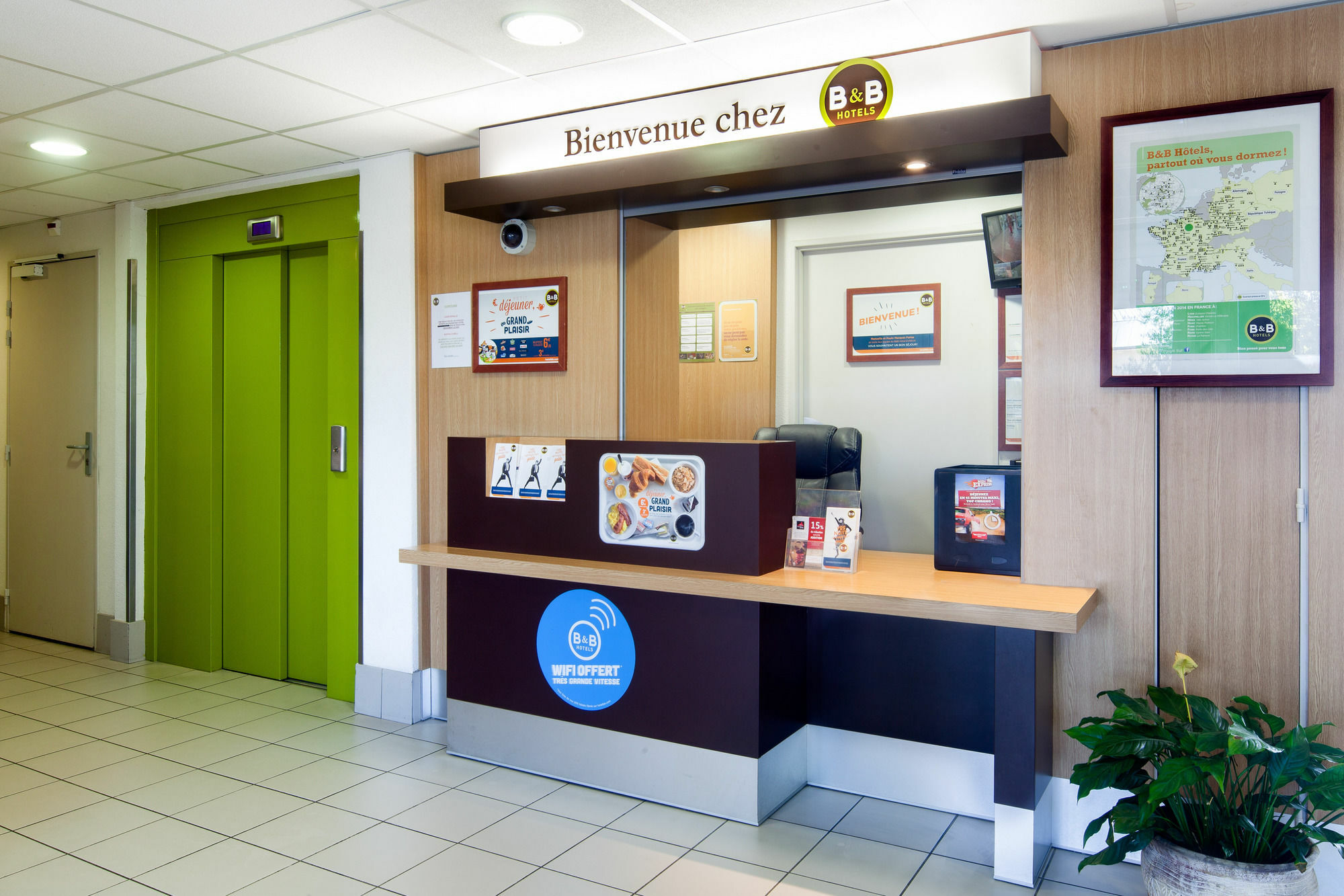B&B Hotel Évreux מראה חיצוני תמונה